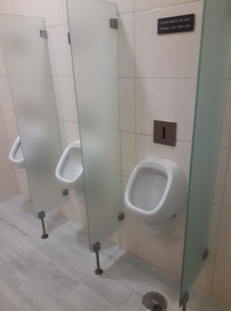 Instalação de Sanitários com Sensores